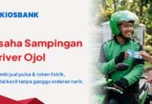 Usaha Sampingan Driver Ojol Jual Pulsa dan token listrik Saat Nunggu Order